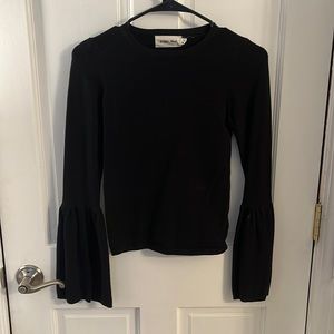 Black bell sleeves sweater